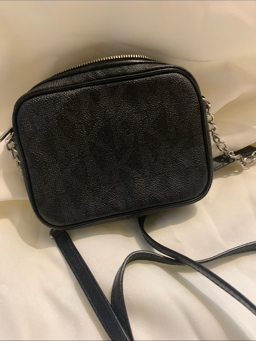 Michael Kors Black Pebbled Leather Crossbody Camera Bag with Silver Plaque - Picture 9 of 10